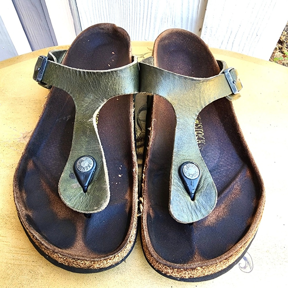 Birkenstock EU‎ 39 Green Leather Gizeh Thong Sandals Casual Quiet Luxury Comfy